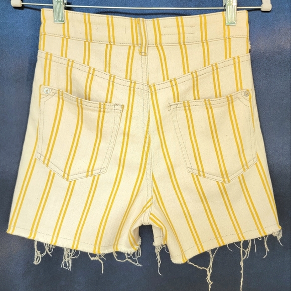 Anthro Pilcro High Rise Denim Slim Striped Cutoff Jean Shorts Small Size 25 - Picture 13 of 14